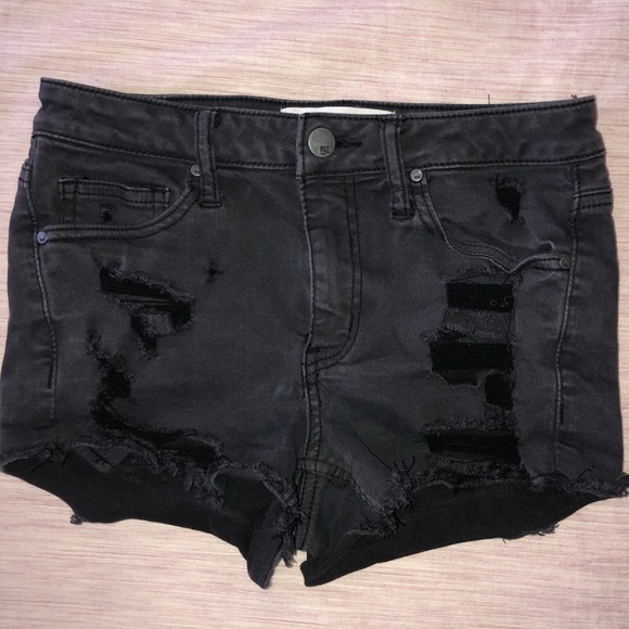 Tillys (RSQ) Black Jean Shorts - Picture 1 of 3